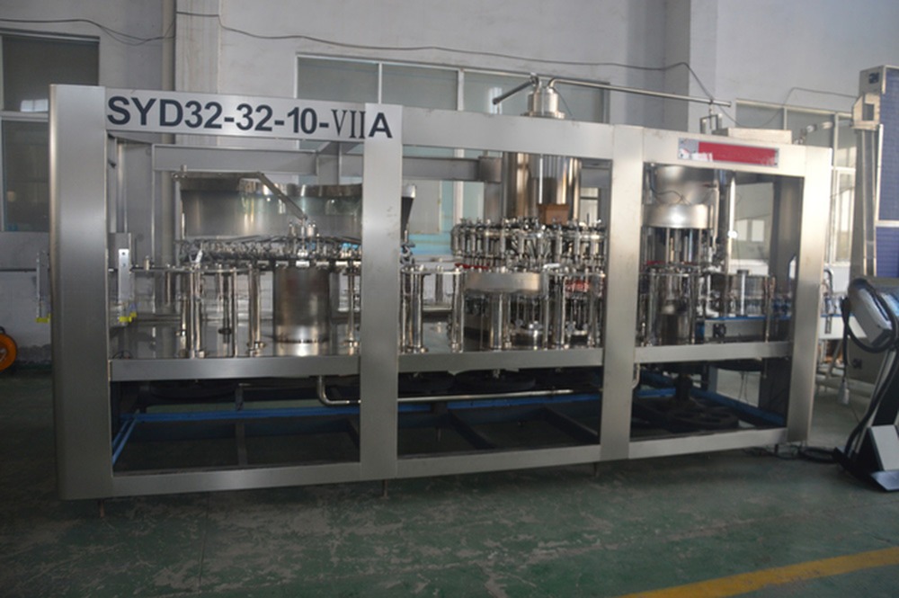 Автоматическая машина для заполнения бутылок с водой для напитков