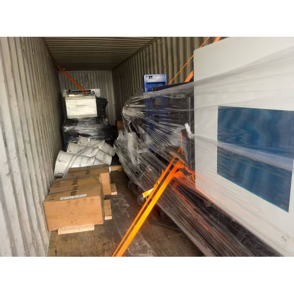Used Haitian Ma 1600 Ton Servo Energy-Saving Horizontal Injection Molding Machine with 1600 Ton Clamping Force In-Stock Testable