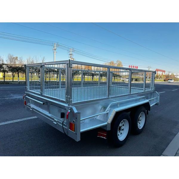 10*5 Trailer Dimensions 4720 2050 1480mm Tandem Axle Supporting ATM 2000kg Designed For Trailer Performance And Cargo Hauling