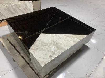 Salle de séjour moderne Table basse carrée