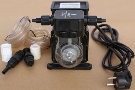 Zinc Metal Swimming Pool Dosing Pump , Swimming Pool Disaffection Equipment