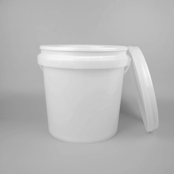 8L White PP Plastic Food Storage Bucket with Lid