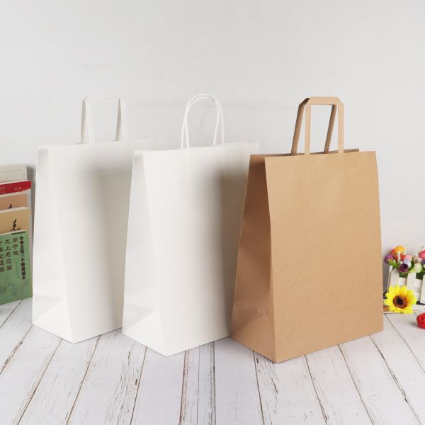 FSC Twisted Handle Paper Bags White Brown 30-160gsm Paper Bags Printed With Logo