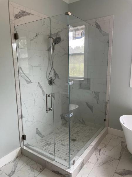 Frameless Shower Enclosures Clear Super White Frosted Tempered Glass Shower Doors With Hingles Door Handles