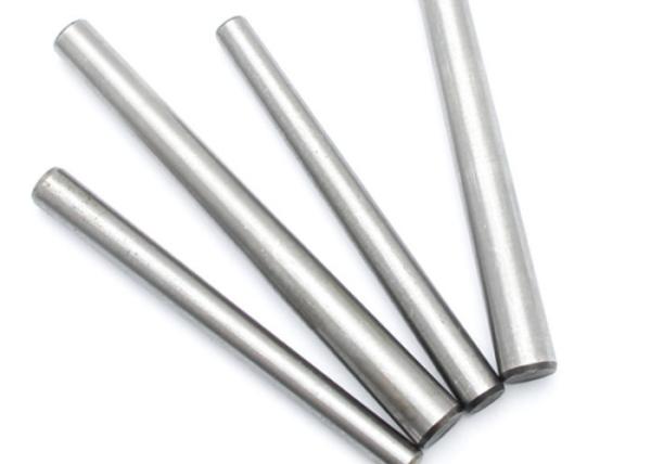 14mm 16mm 304 316 Pins de aço inoxidável de linha de filamento interno DIN7978