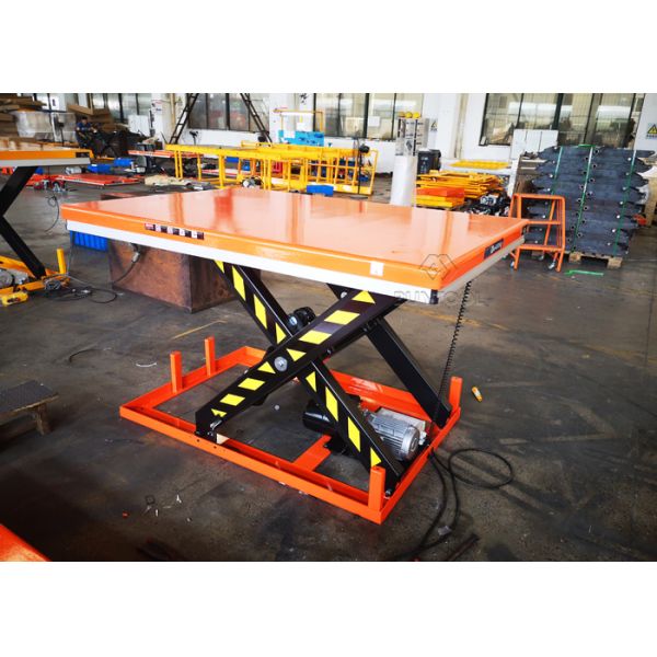 высота таблицы подъема гидравлическая промышленная 4T 2000×1000mm электрическая приведенная в действие 1400mm