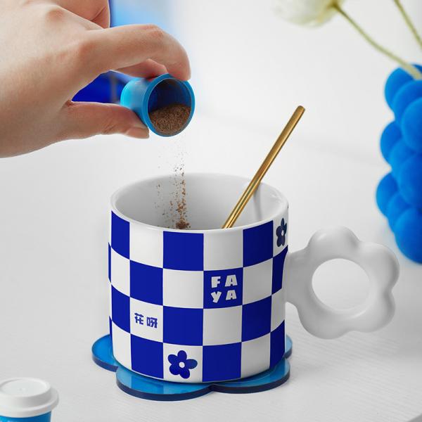 Minimalist Design Style Valentine'S Day Ceramics With Customized Options And Floral Pattern