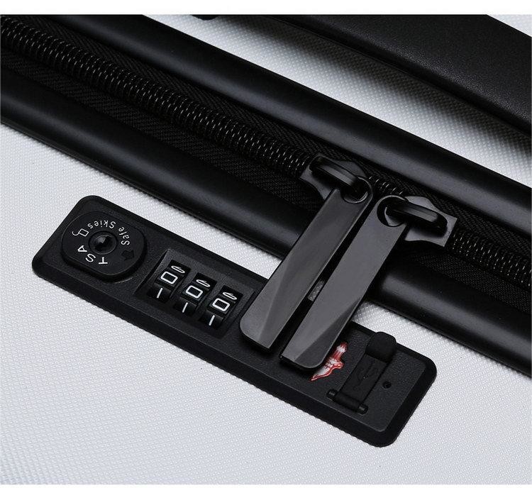 Патент ABS коробки для тележек с встроенным герметичной сумкой могут хранить больше путевых принадлежностей Вакуумное сжатие