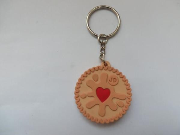 Promotional Cute Chocolate Cookies Silicone Rubber PVC Keychains With Metal Ring , Best Christmas Gift