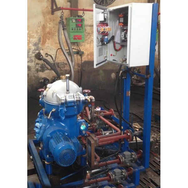 Large Capacity Maine Oil Centrifugal Separator Skid Type Modular With Heating Device