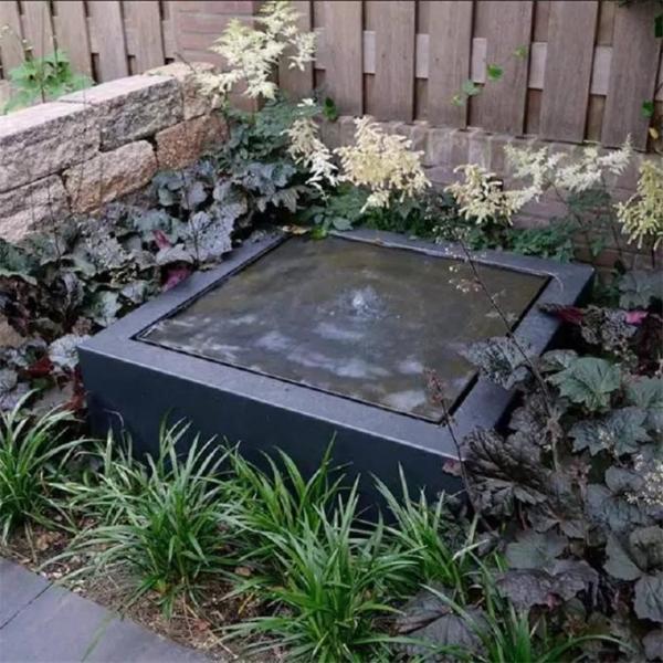 Característica exterior da água do aço carbono da fonte de superfície preta da associação para o jardim