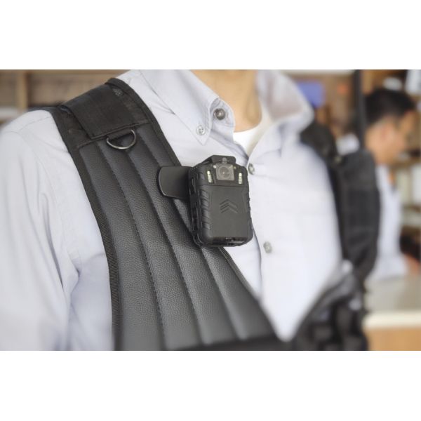 32G IP68 Waterproof Wearable Body Camera Hot Swappable Battery