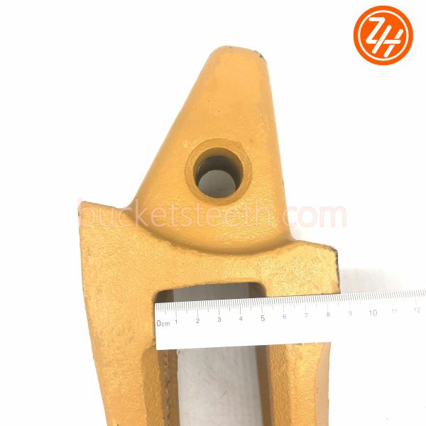 207-939-3120-50 PC300 Bucket Tooth Adapter Komatsu Excavator Parts