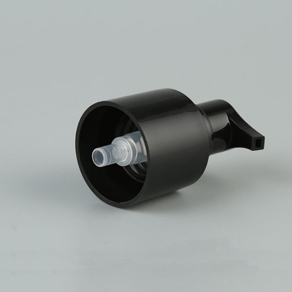 20/410 de tratamento cosmético com nervuras do preto fino do pulverizador da névoa 24-410 bombeia a tampa dos PP