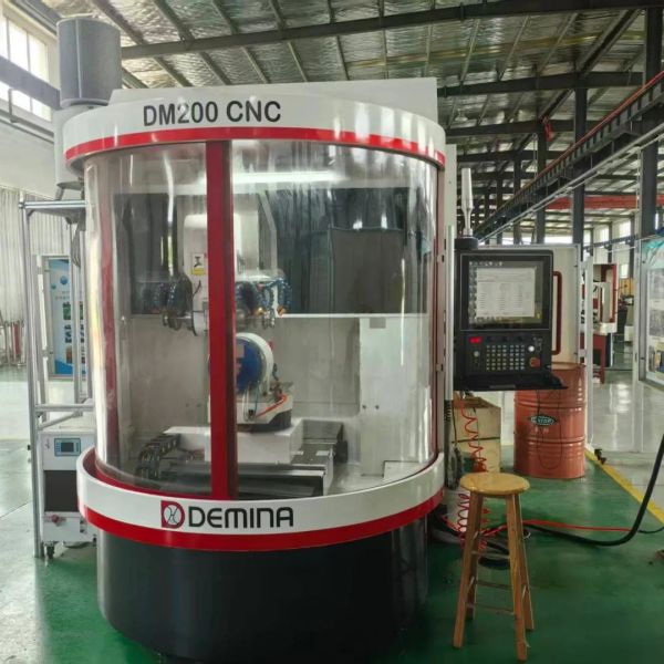 CNC Tool Grinding Machine Tool and Cutter Grinding Machine