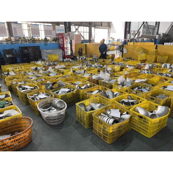 304 304L Acero inoxidable Butt Soldado Accesorios de tubería de 90 grados Conexión de codo Tipo Butt Soldado ASTM AISI GB DIN JIS