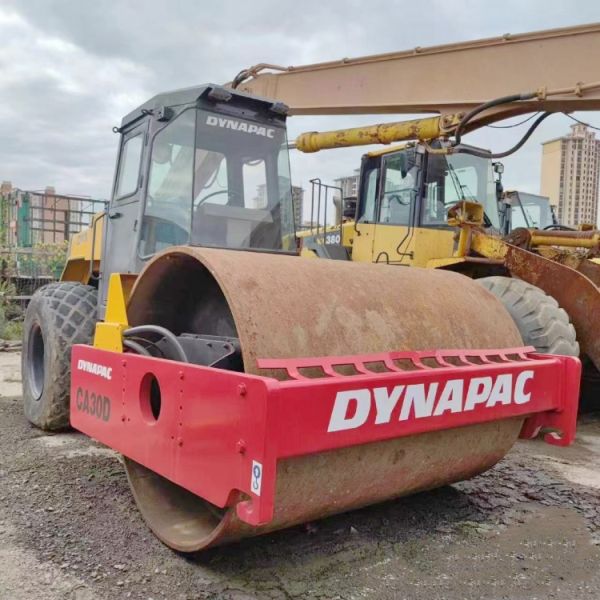 Good Condition Dynapac CA30D Used Mini Road Roller Compactor for Construction Projects