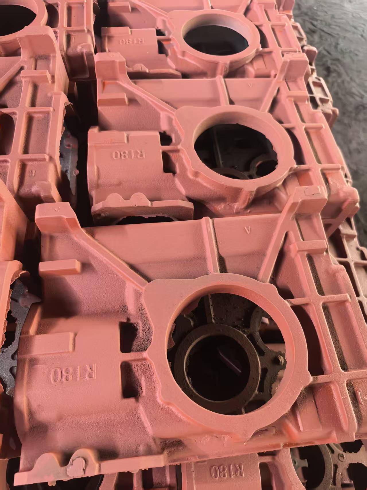 Gray Cast Iron R180 Diesel Engine Block Casting with High Compressive Strength and Good Vibration Resistance for Agricultural Machinery
