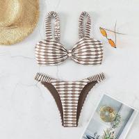 Férias na piscina de praia Bikini super aconchegante sem costas