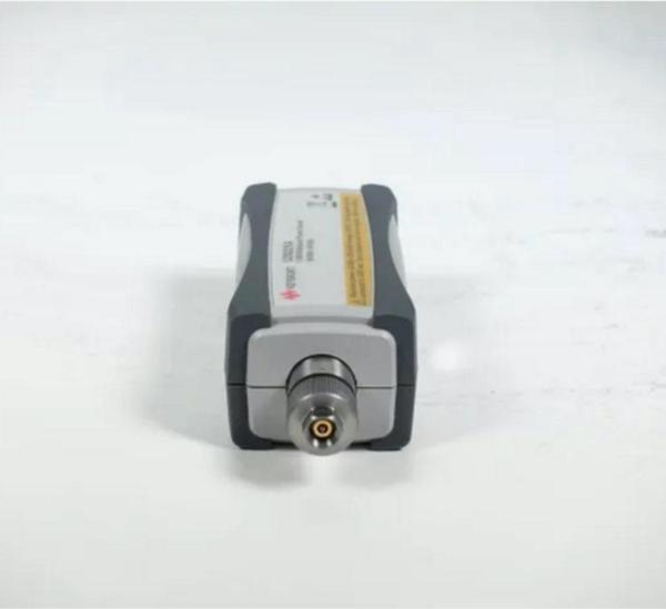 Capteur de puissance maximale et moyenne USB de la série X U2022XA, de 50 MHz à 40 GHz