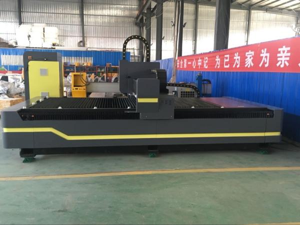 Cost Effecctive CNC Fiber Laser Cutter Universal Bearings With Dust Removal System