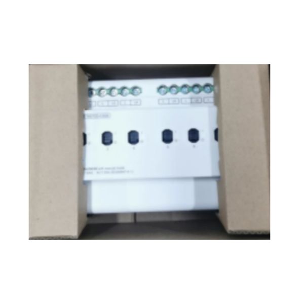 8 Channel Schneiser KNX REG-K Switching Actuator 8x250V 20A MTN6700-0308