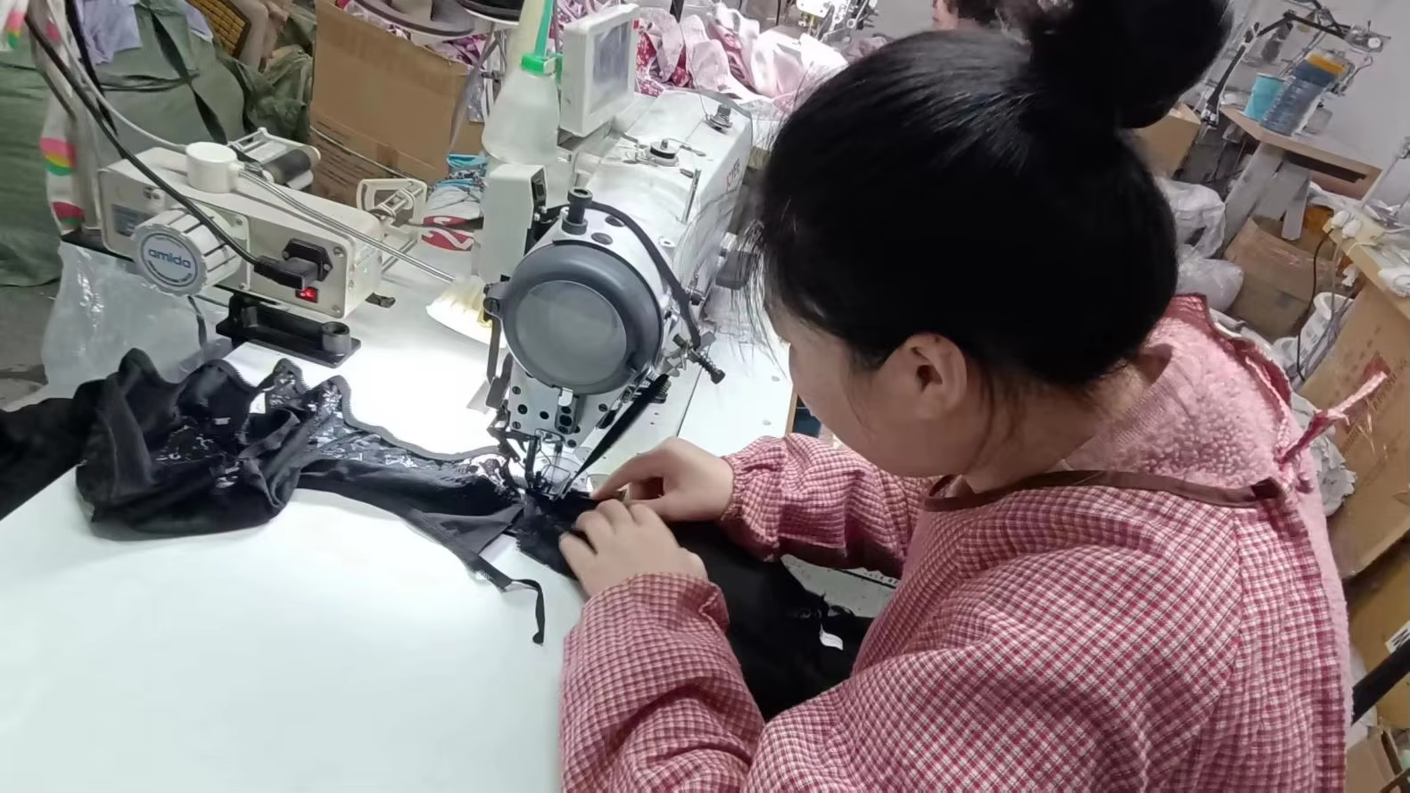 Cangnan Jixiang Clothing Co., Ltd.