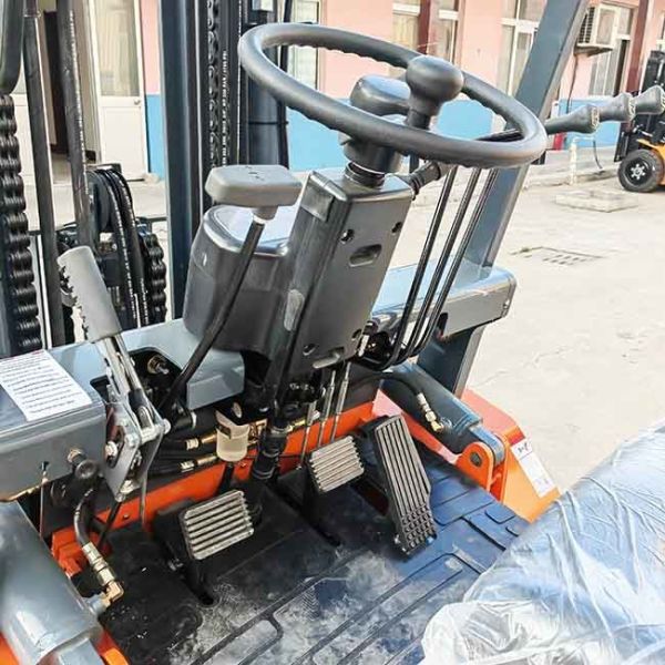 CPCD45 Diesel Counterbalance 4500kg 4.5 Ton Lift Truck Hydraulic Transmission