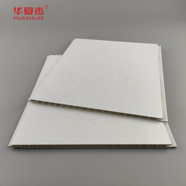 Painel de parede de PVC mais vendido estampado a quente Linha dourada Painel de PVC de teto durável para decoração de sala de estar