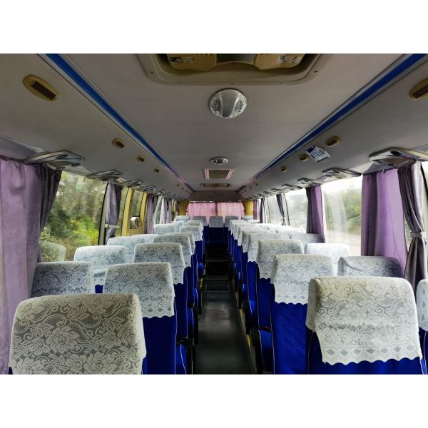 Ремонт двигателя Yuchai двери автобуса ZK6107HB Yutong подержанный средний в излучение ЕВРО IV