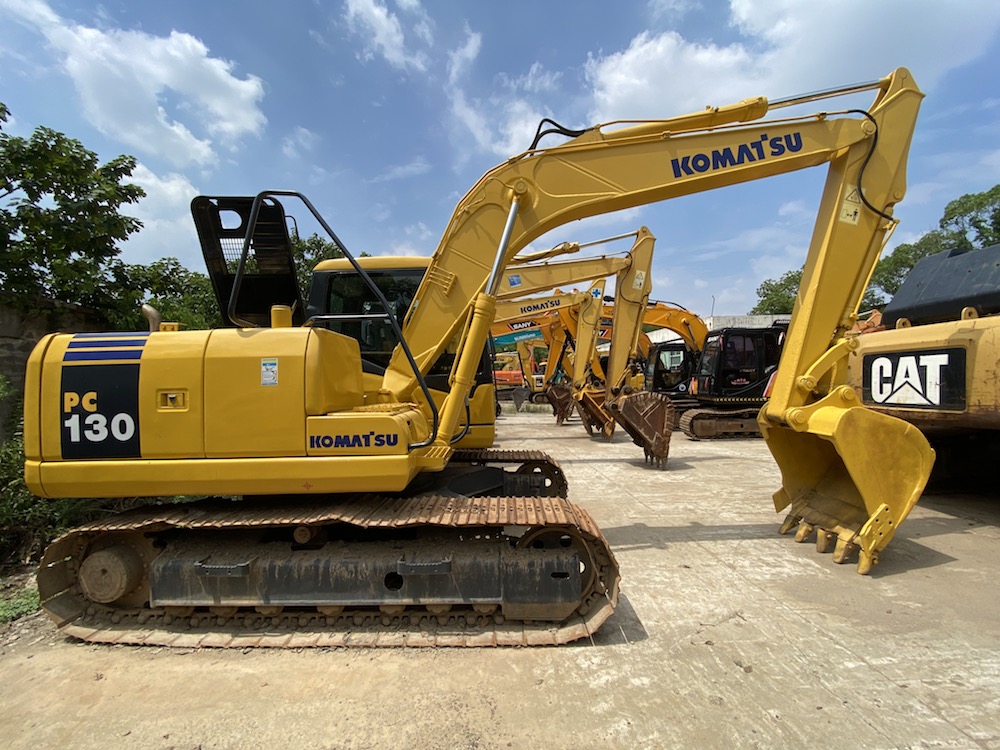 KOMATSU PC130-7 использовало гидравлическое ведро Coery 0.53m3 экскаватора Crawler