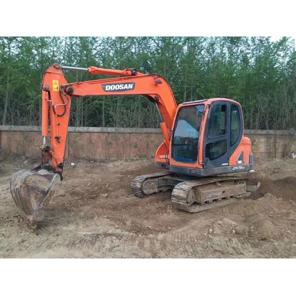 Excavadora DX75 usada, de segunda mano sin pintar Excavadora Doosan