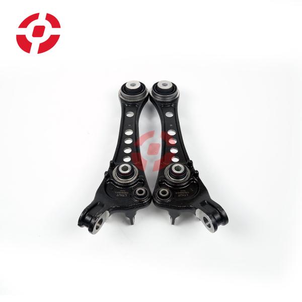 Améliorez les performances de votre Land Rover avec notre système de suspension pour le bras de balancement inférieur C2D35200-CAD35201