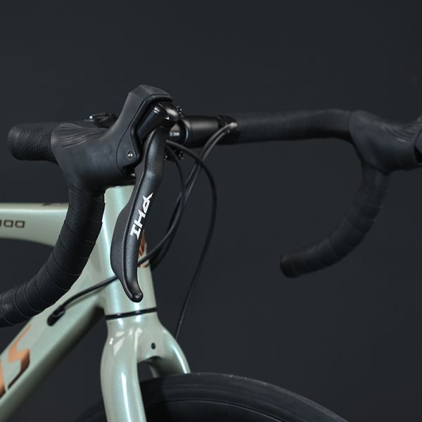 18 Скоростная копия Карбоновая сварная рама Дорожный велосипед Дисковый тормоз производительность и комфорт