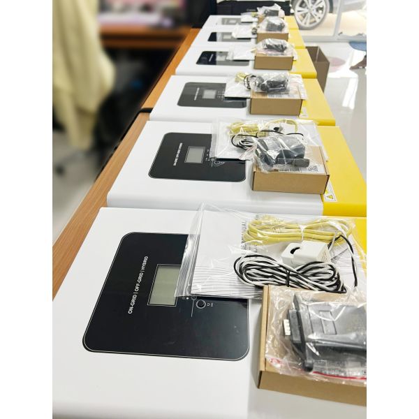 WiFi Remote Monitor 48V 5.5kw 6.2kw Single Phase Pure Sine Wave Hybrid Solar Inverter MPPT Off Grid System