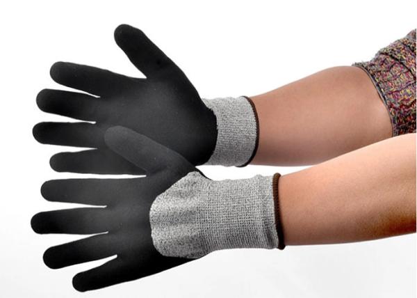 Latex Coated Cut Proof Work Gloves Foam Black With Hppe Cut Level 5 Liner 