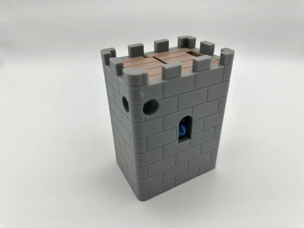 Custom Colors Dice Tower Foldable With Removable Parts and Low Noise When Rolling Dice for Board Games