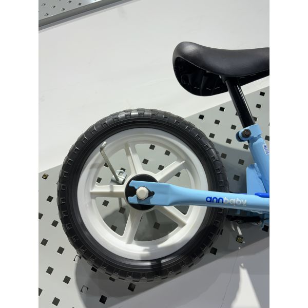 12 pouces enfants enfants équilibre des vélos sans freinage idéal pour le développement des compétences motrices