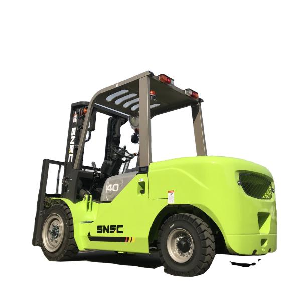 3.5 toneladas 3000kg Triple Mast Diesel Forklift Off Road 4X4 Wheel Loader para casa em fazendas
