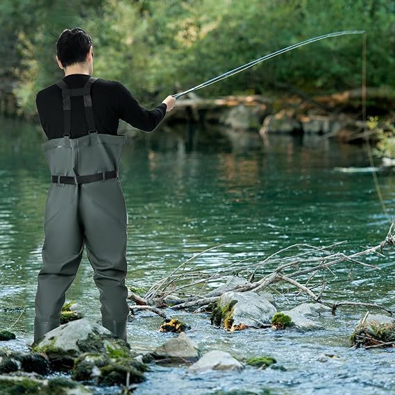 Adjustable Straps Fishing Waders Acid Alkali Resistant PVC Waders Waterproof For Anglers Hunters