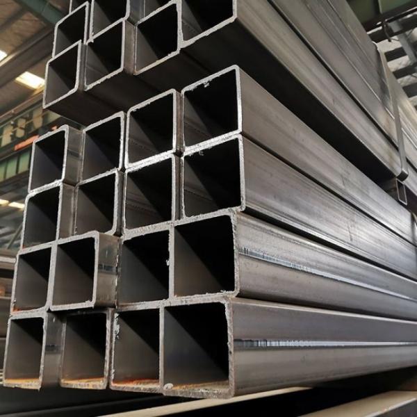 Precise Processing Carbon Steel Pipe 30*30mm Carbon Steel Square Pipe Steel Tube for Construction Material