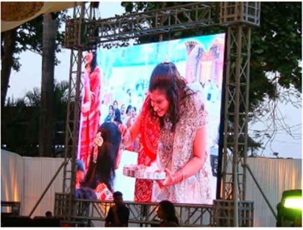 1R1G1B Outdoor Advertising LED Display Billboard Fixed Installation For Advertising