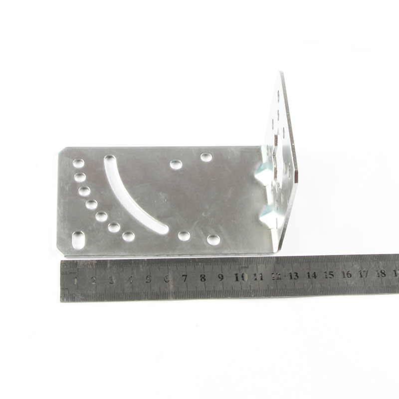 Устойчивый стенный антенный кран с регулируемой конструкцией и небольшим отверстием диаметром 3,5 мм