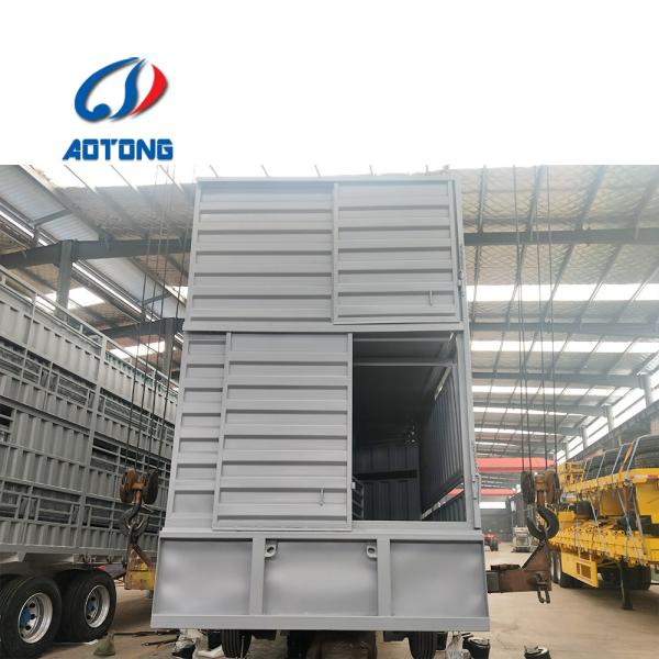 Aotong 3 Axle Fence Cargo Trailer with Automatic Lifting and Livestock Store House