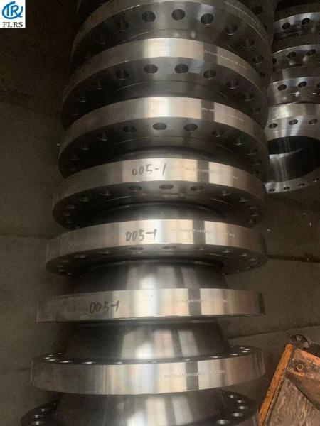 CLASS 300 ASME B16.5 Welding Neck Flange SCH40 / STD ASTM SA105 N