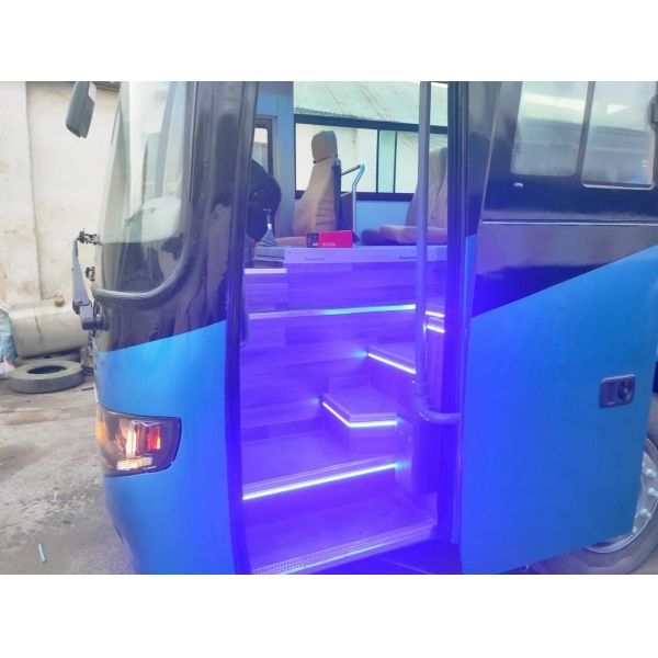 60 Seaters Yuton Diesel Bus 8500*2500*3400mm For Your Transportation Needs