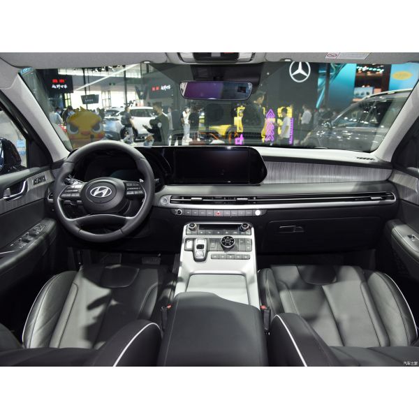 2023 Hyundai Palisade GLS 3.5L 5-Door 7-Seat SUV with Automatic Four-Wheel Drive