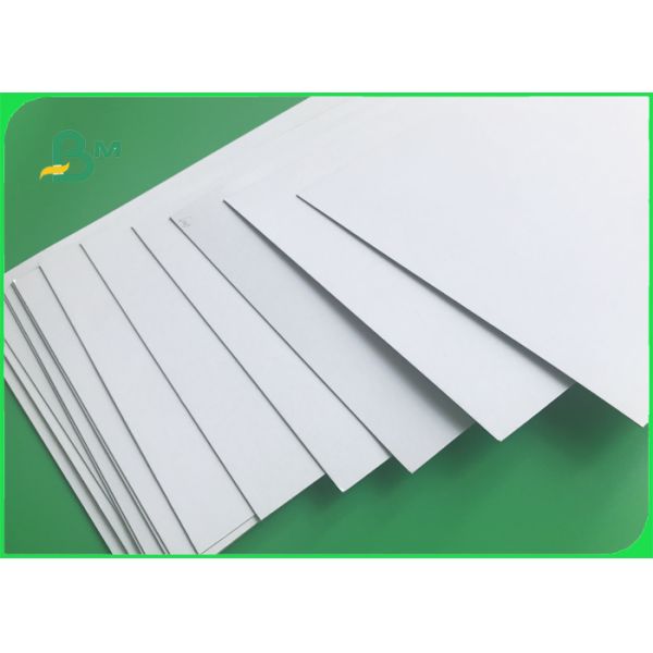 Повторно использованная покрытая белая двухшпиндельная доска с задней частью белизны для паковать