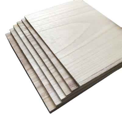 Tabelas de artes marciais 225x300mm Paulownia Tabelas de madeira de quebra dentro de 3-30MM espessura