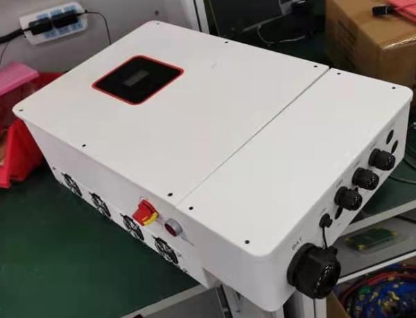 Inversor solar híbrido 110V 8kW da fase rachada na grade fora do padrão dos E.U. do inversor da grade